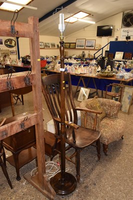 Lot 296 - A standard lamp