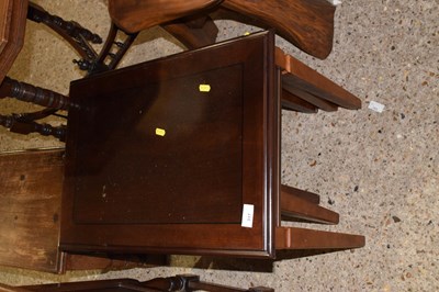 Lot 317 - Nest of three modern tables