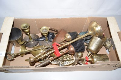 Lot 513 - Mixed Lot: Various brass ware to include fire...