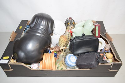 Lot 547 - Box of various assorted ornaments and house...