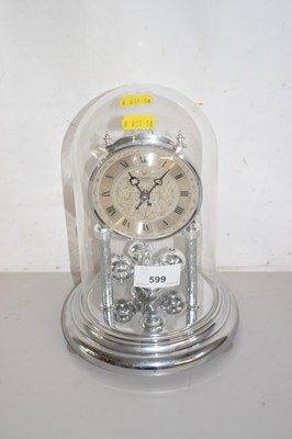 Lot 599 - An anniversary clock