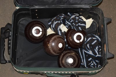 Lot 618 - A case of lawn bowls