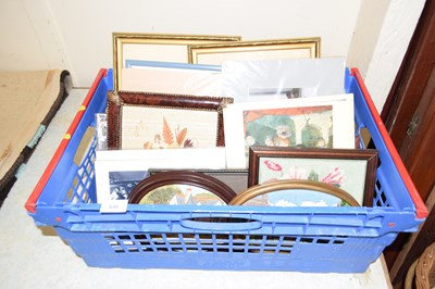 Lot 646 - Box of various assorted pictures
