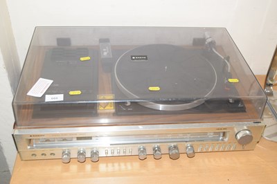 Lot 660 - A vintage Sanyo stereo music centre model G3003