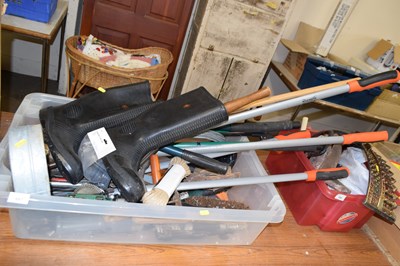 Lot 687 - A box of various assorted tools, Wellington...