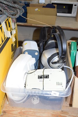 Lot 695 - A box of various radios, electric heater etc