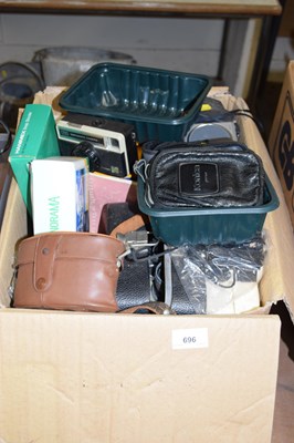 Lot 696 - A box of cameras and other assorted items