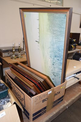 Lot 697 - A box of assorted pictures