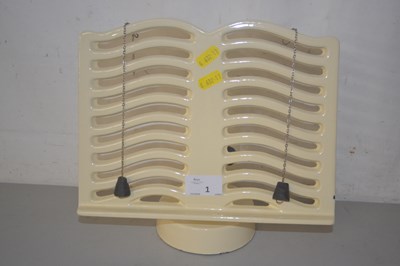 Lot 1 - White painted adjustable metal easel