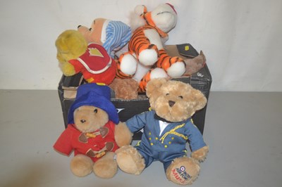 Lot 2 - Bag of soft toys, teddies etc