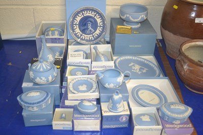 Lot 17 - Qty of Wedgewood blue Jasper wares 20th...