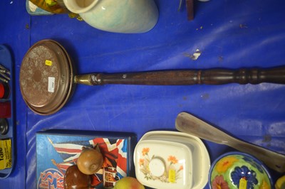 Lot 102 - Copper bed warmer, late 19th century