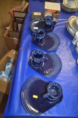 Lot 119 - Qty of cups and dishes