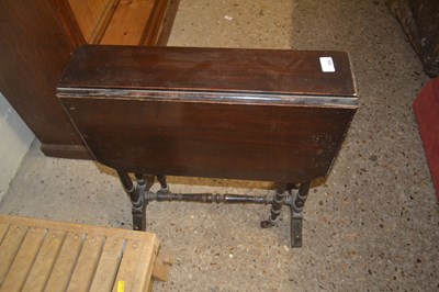 Lot 334 - Small drop leaf Table
