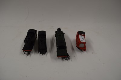 Lot 57 - 00 GAUGE MODEL RAILWAY COMPRISING TRI-ANG BR...