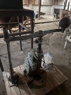 Lot 203 - Fly Press
