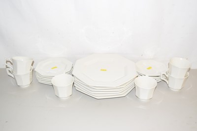 Lot 18 - A quantity of Johnson Bros tea wares