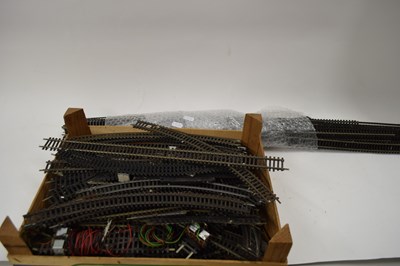 Lot 89 - QUANTITY OF 00 GAUGE MODEL RAILWAY TRACK