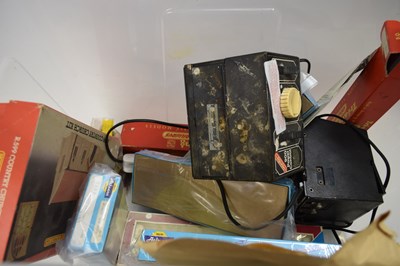 Lot 91 - 00 GAUGE MODEL RAILWAY, COLLECTION OF VARIOUS...