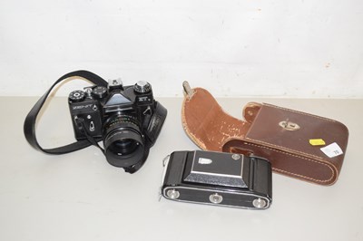 Lot 70 - A Zenit camera and one other