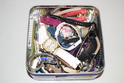 Lot 116 - A box of assorted watches