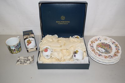 Lot 148 - Royal Doulton Brambly Hedge Seasons plates,...