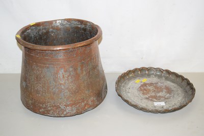 Lot 173 - Copper jardiniere and a further circular tray (2)