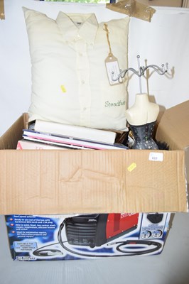 Lot 610 - A box of various mixed items to include...