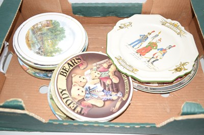 Lot 617 - Box of various decorative plates