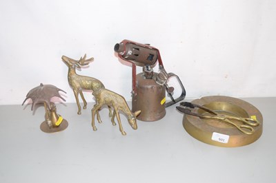 Lot 501 - Mixed Lot: Brass blow lamp, brass model deer,...