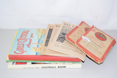 Lot 652 - Mixed Lot: Children's annuals, Ordnance Survey...