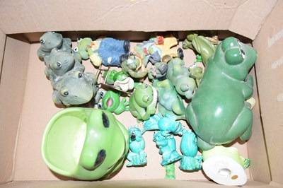 Lot 655 - Box of various frog ornaments
