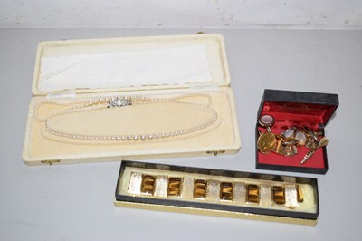 Lot 145 - Mixed Lot: Elizabethan pearl necklace, various...