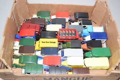 Lot 685 - Mixed lot of various die cast vans