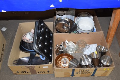 Lot 695 - Three boxes of various kitchen wares
