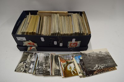 Lot 147 - BOX OF POSTCARDS