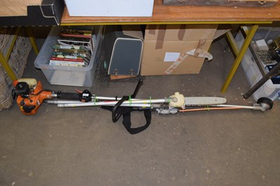 Lot 788 - A long reach hedge trimmer