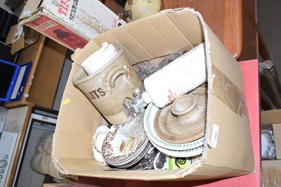 Lot 796 - Mixed lot of various vintage ceramics and...