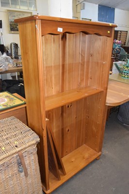 Lot 830 - Modern pine bookcase