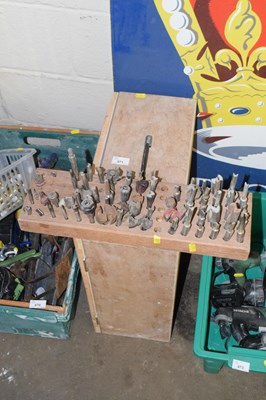 Lot 871 - An AEG router with various attachments