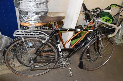 Lot 894 - A vintage Viking road bike togeher with a...