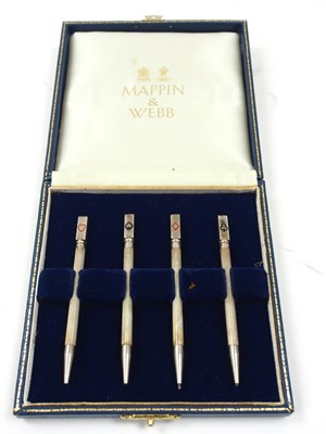 Lot 155 - A vintage Mappin & Webb cased set of four...
