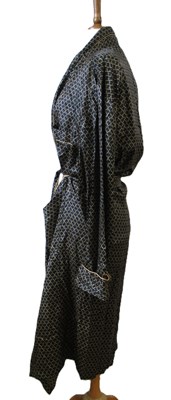 Lot 21 - A black patterned silk dressing gown, size S