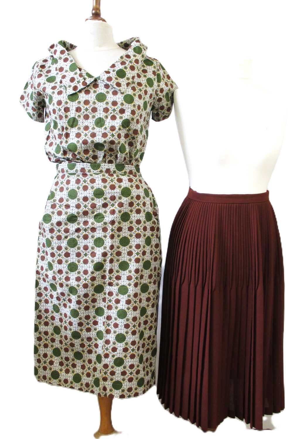 Lot 34 - A mid 20th century matching skirt and top in...