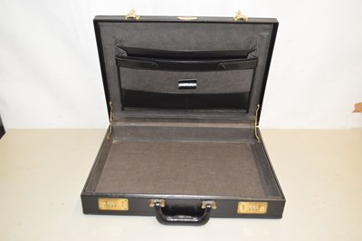 Lot 141 - A briefcase