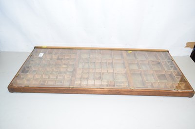 Lot 144 - A vintage printers tray