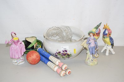 Lot 153 - Mixed Lot: Italian parrot models, Royal...