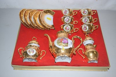 Lot 155 - Boxed gilt decorated coffee set