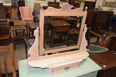 Lot 323 - A late Victorian dressing table mirror