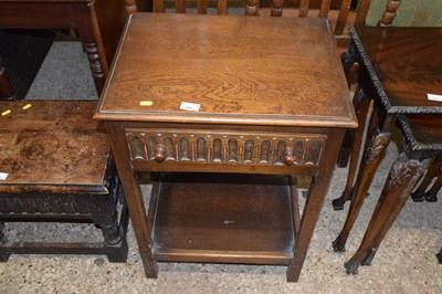 Lot 330 - A 20th Century oak single drawer side table